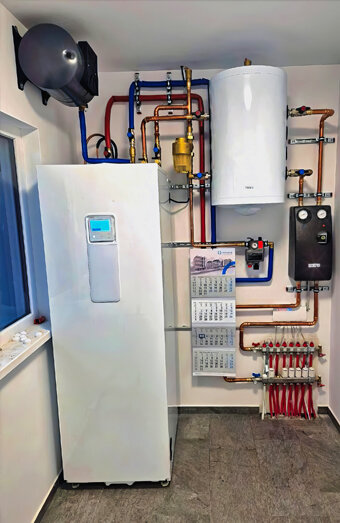 https://westminsterhotwater.com.au/uploads/2025/06/hot-water-13140.jpg